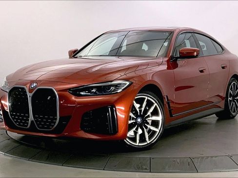 Certified 2023 BMW i4 eDrive40 w/ M Sport Package RWD image 11