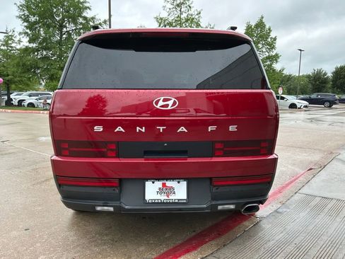 Used 2025 Hyundai Santa Fe SEL FWD image 7