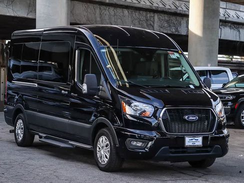 Used 2024 Ford Transit 350 XLT image 3