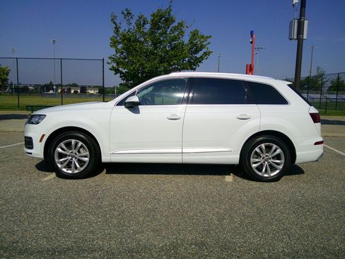 Used 2018 Audi Q7 3.0T Premium Plus w/ Premium Plus Package AWD/4WD image 30