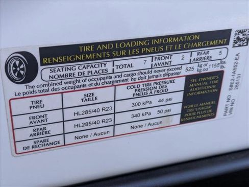 Used 2025 Land Rover Range Rover Long Wheelbase SE image 15