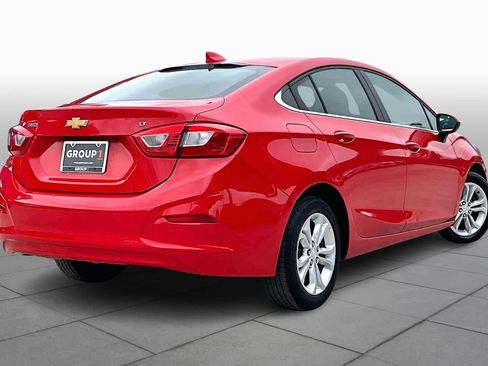 Used 2019 Chevrolet Cruze LT w/ Convenience Package image 13