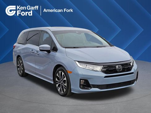Used 2025 Honda Odyssey Elite image 1