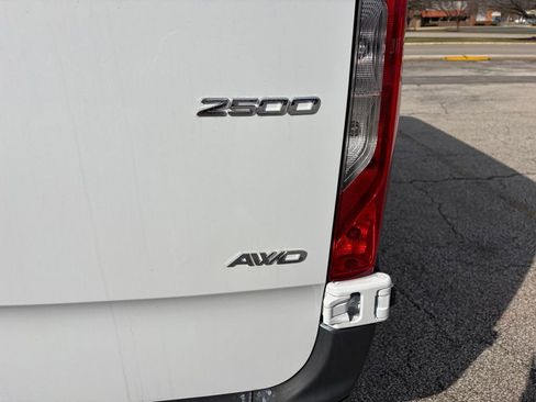 New 2025 Mercedes-Benz Sprinter 2500 image 10