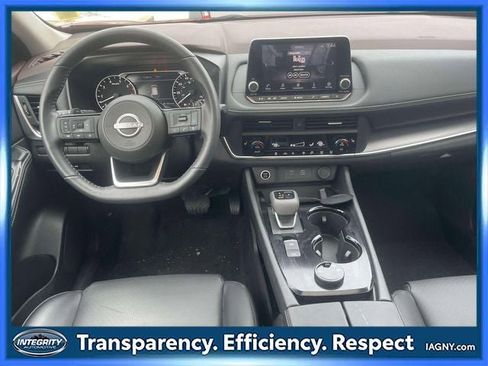 Used 2023 Nissan Rogue SV w/ SV Premium B Package AWD/4WD image 13