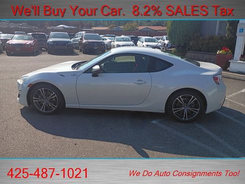 Used 2013 Scion FR-S RWD image 4