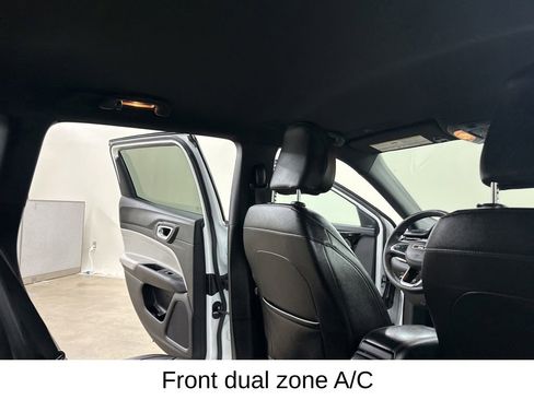 Used 2025 Jeep Compass Limited AWD/4WD image 23