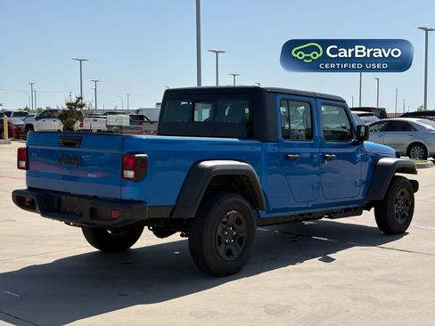 Used 2026 Jeep Gladiator Sport AWD/4WD image 7