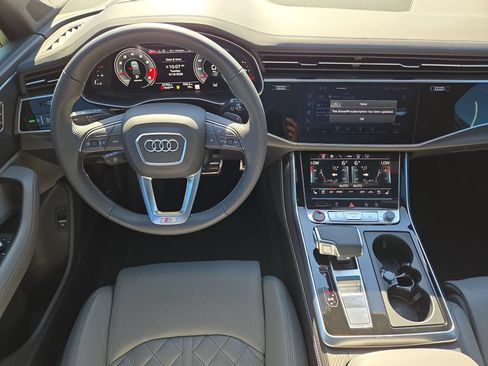 Used 2025 Audi SQ7 Prestige AWD/4WD image 14