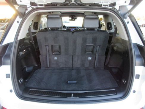 Used 2023 Jeep Grand Cherokee L Limited w/ Trailer Tow Group (B) image 35