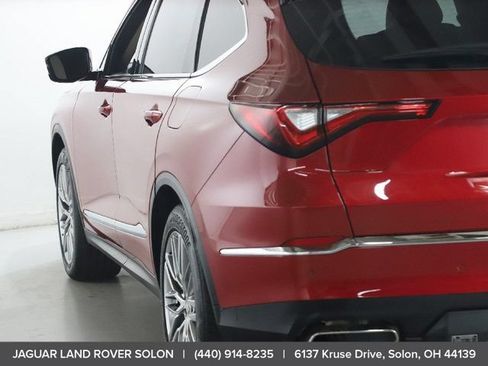Used 2023 Acura MDX SH-AWD w/ Advance Package image 6