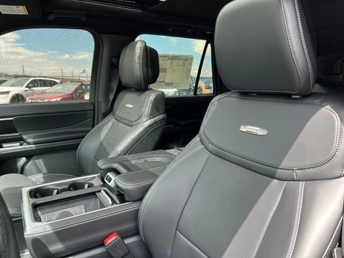 New 2027 Ford Expedition Max Platinum w/ Stealth Performance Package AWD/4WD image 13
