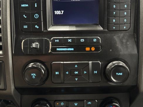 Used 2021 Ford F550 4x4 Crew Cab Super Duty image 19