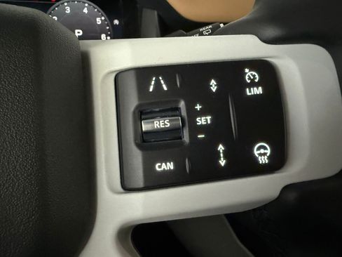 Used 2026 Land Rover Defender 110 S AWD/4WD image 15