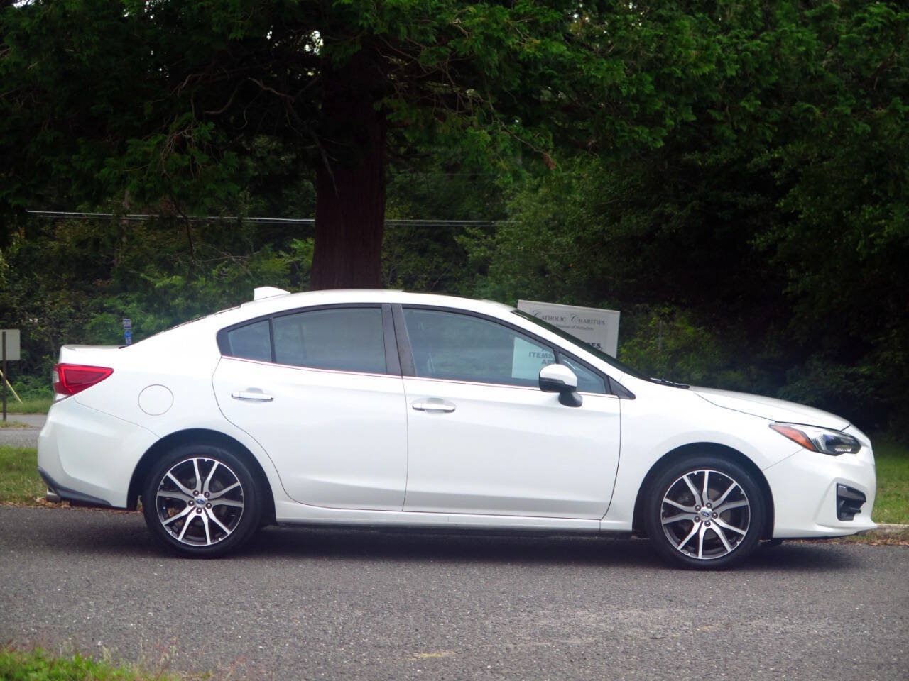 Used 2017 Subaru Impreza 2.0i Limited AWD/4WD image 5