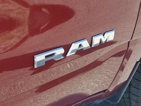 Used 2019 RAM 1500 Big Horn RWD image 9