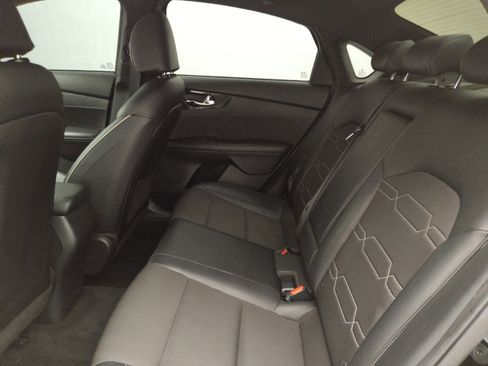 Used 2021 Kia Forte GT-Line w/ GT-Line Premium Package FWD image 18
