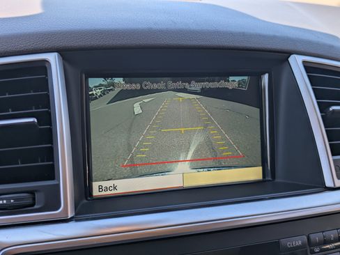 Used 2012 Mercedes-Benz ML 350 4MATIC image 25