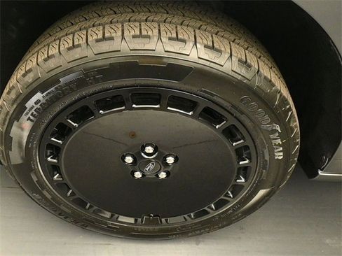 New 2026 Ford Maverick Lobo image 16