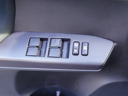 Used 2017 Toyota RAV4 LE FWD image 13