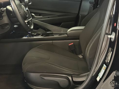Certified 2023 Hyundai Elantra SEL w/ Convenience Package FWD image 12