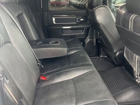 Used 2016 RAM 3500 Laramie Longhorn image 7