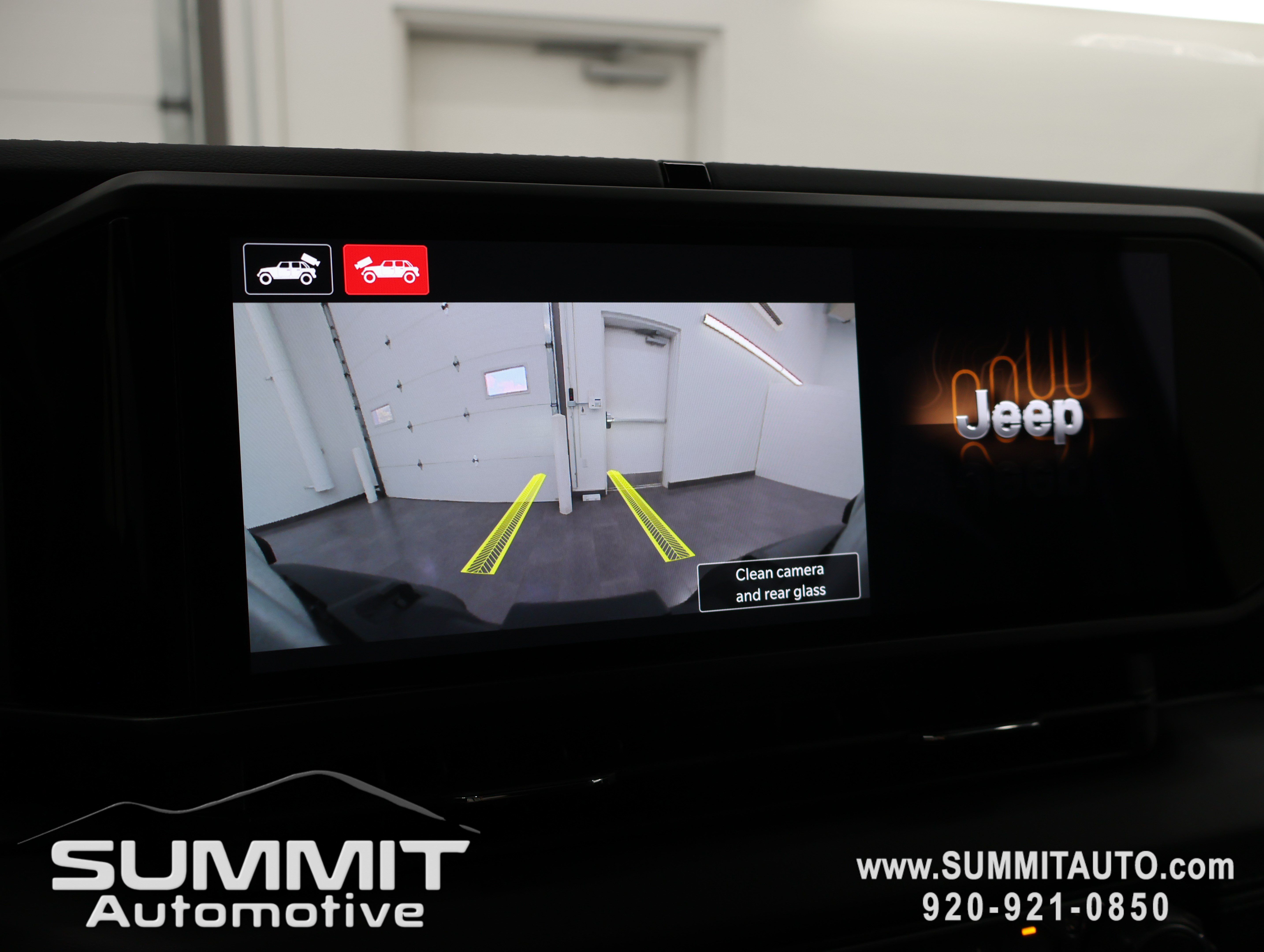 New 2027 Jeep Wrangler Unlimited Sahara AWD/4WD image 16