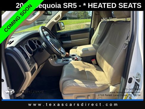 Used 2016 Toyota Sequoia SR5 w/ Premium Package RWD image 6