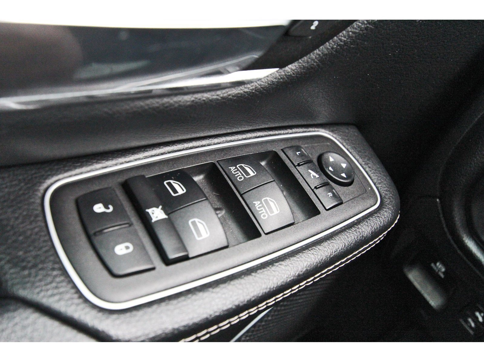 Used 2023 RAM 1500 Laramie AWD/4WD image 20