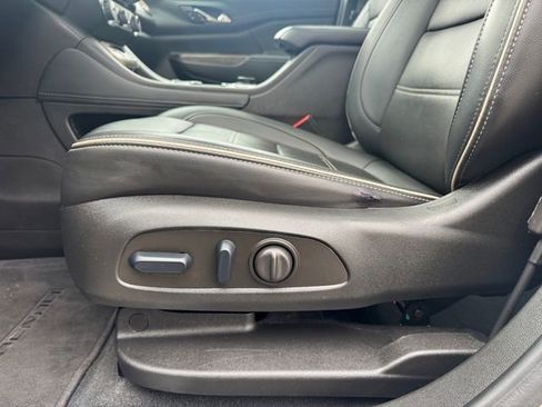 Used 2023 GMC Acadia Denali w/ Denali Ultimate Package image 27