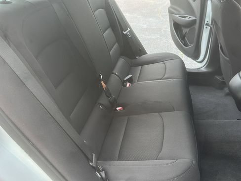 Used 2022 Chevrolet Malibu RS image 20