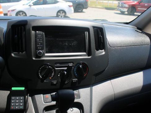 Used 2020 Nissan NV200 SV w/ Sliding Glass Door Package FWD image 12