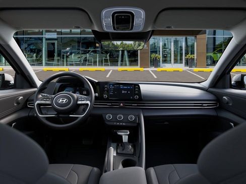 New 2026 Hyundai Elantra SE FWD image 11