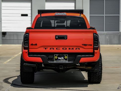 Used 2023 Toyota Tacoma TRD Pro AWD/4WD image 11