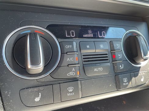 Used 2017 Audi Q3 2.0T Premium w/ Convenience Package image 33