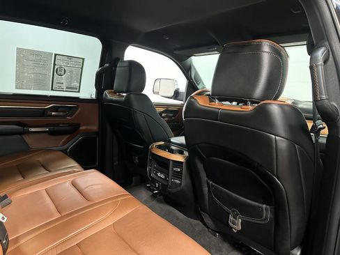 Used 2021 RAM 1500 Limited w/ Bed Utility Group image 17