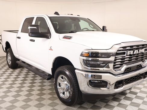 Used 2025 RAM 2500 Tradesman AWD/4WD image 1