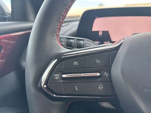 Used 2024 Chevrolet Traverse RS w/ LPO, Floor Liner Package image 20