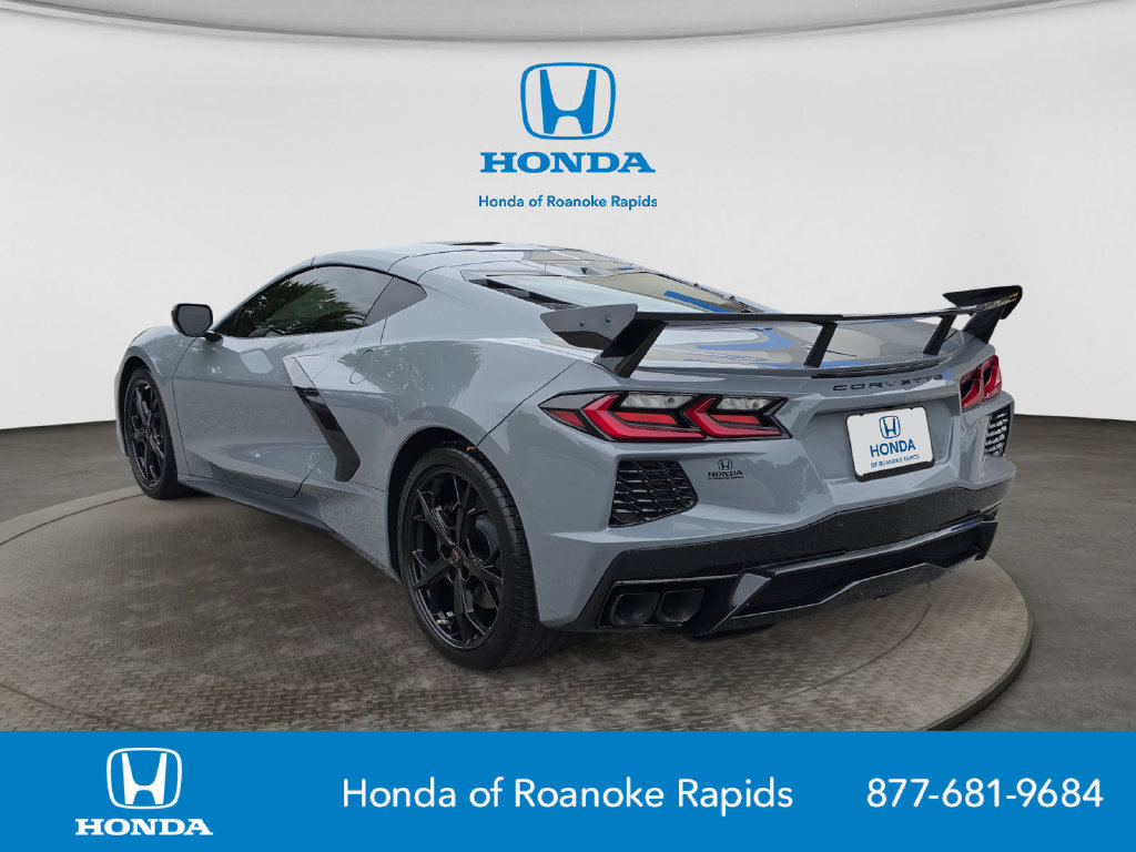 Used 2025 Chevrolet Corvette Stingray Preferred Cpe w/ 2LT RWD image 3