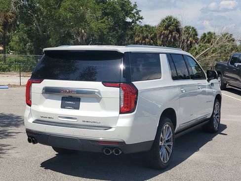 Used 2022 GMC Yukon XL Denali AWD/4WD image 6