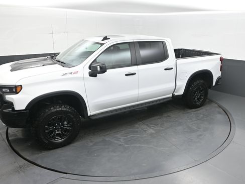 Used 2024 Chevrolet Silverado 1500 ZR2 w/ Technology Package AWD/4WD image 33
