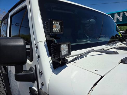 Used 2008 Jeep Wrangler Rubicon w/ PWR Convenience Group AWD/4WD image 27