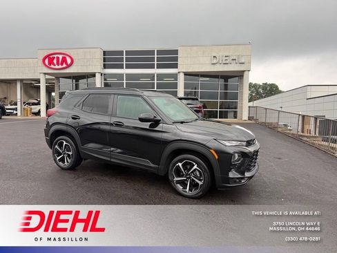 Used 2023 Chevrolet TrailBlazer RS AWD/4WD image 1
