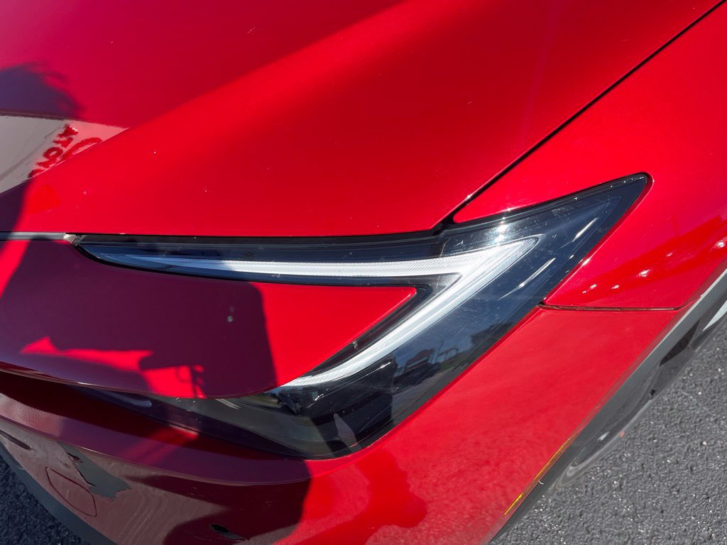 Used 2025 Toyota Prius LE FWD image 13