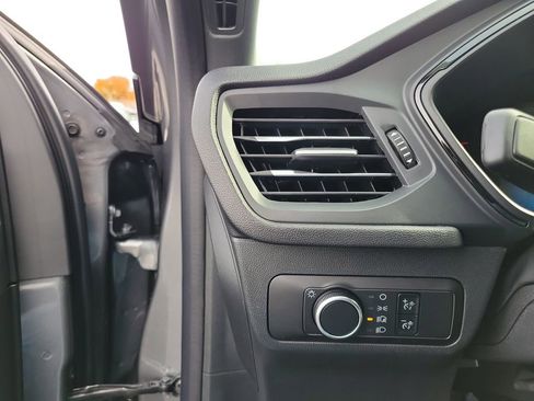 New 2026 Ford Escape ST-Line w/ Cold Weather Package image 21