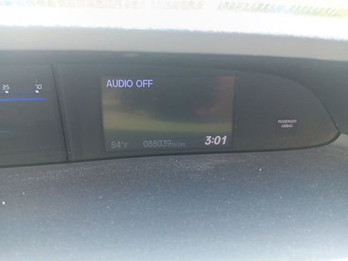 Used 2013 Honda Civic LX image 2