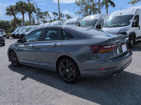 Used 2019 Volkswagen Jetta GLI FWD image 7
