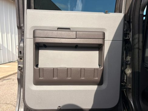 Used 2015 Ford F250 XL w/ Power Equipment Group AWD/4WD image 13