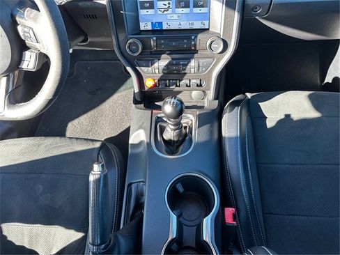 Used 2016 Ford Mustang Shelby GT350 w/ Technology Package image 19