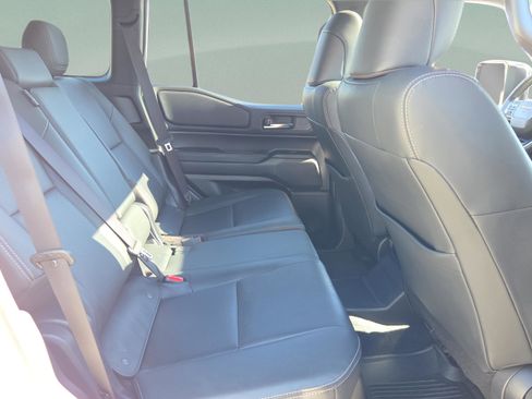 Certified 2024 Toyota Land Cruiser Base image 20